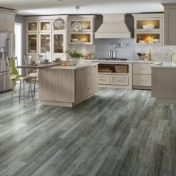 SMARTCORE Pro 7-Piece 7.08-in X 48.03-in Covington Oak Luxury Vinyl Plank Flooring