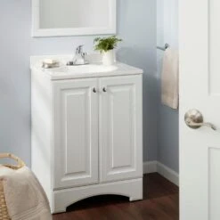 Aragon 4 In. Centerset Single-Handle Low-Arc Bathroom Faucet In Chrome 17 Aragon 4 In. Centerset Single-Handle Low-Arc Bathroom Faucet In Chrome -Household Items Sales 4ac04e07e484ad06a86ef972d43a78ec 1800x1800