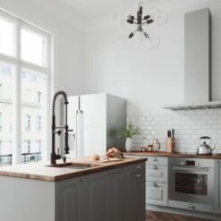 Zurich Single-Handle Pull-Down Sprayer Kitchen Faucet With Soap Dispenser In Matte Black -Household Items Sales c3ea7bfcb771567c2eb3c26404c77e2e 1800x1800